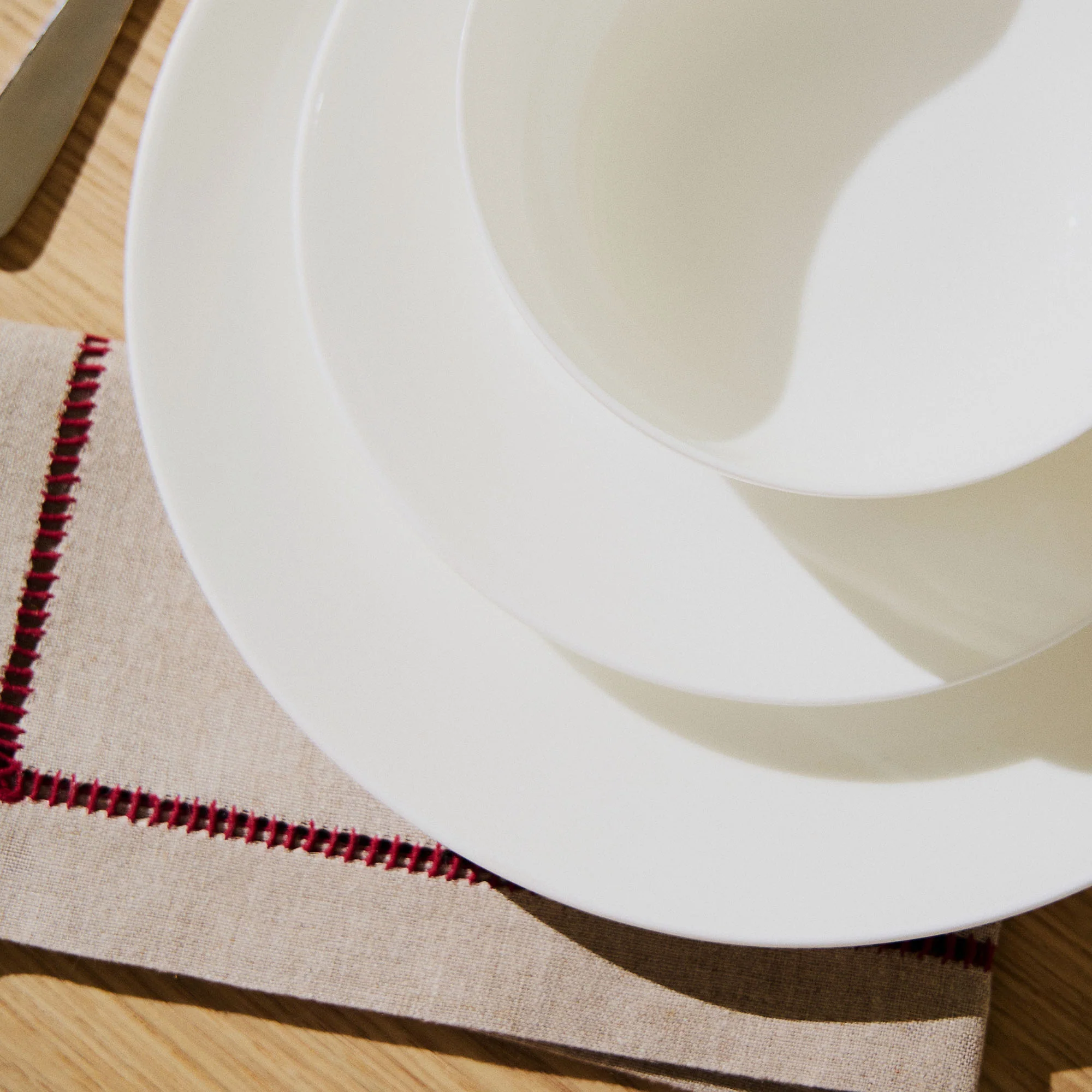 Arc Bone China Dinner Plate - Image 3