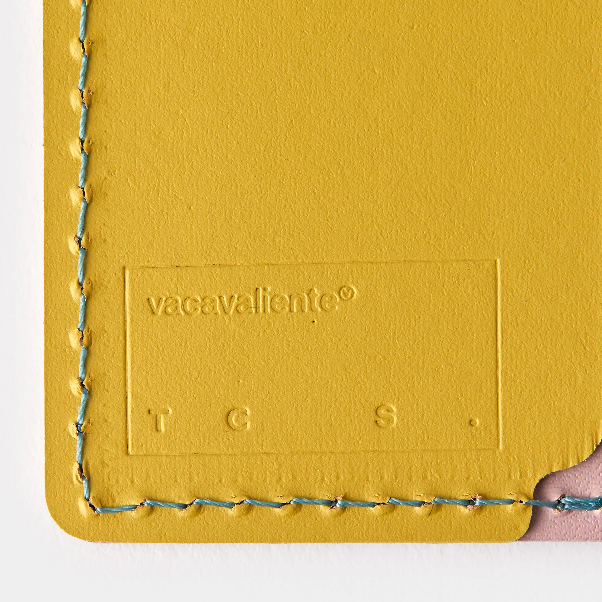 Cuero Double Card Holder Eucalyptus, Mustard & Pink - Image 5
