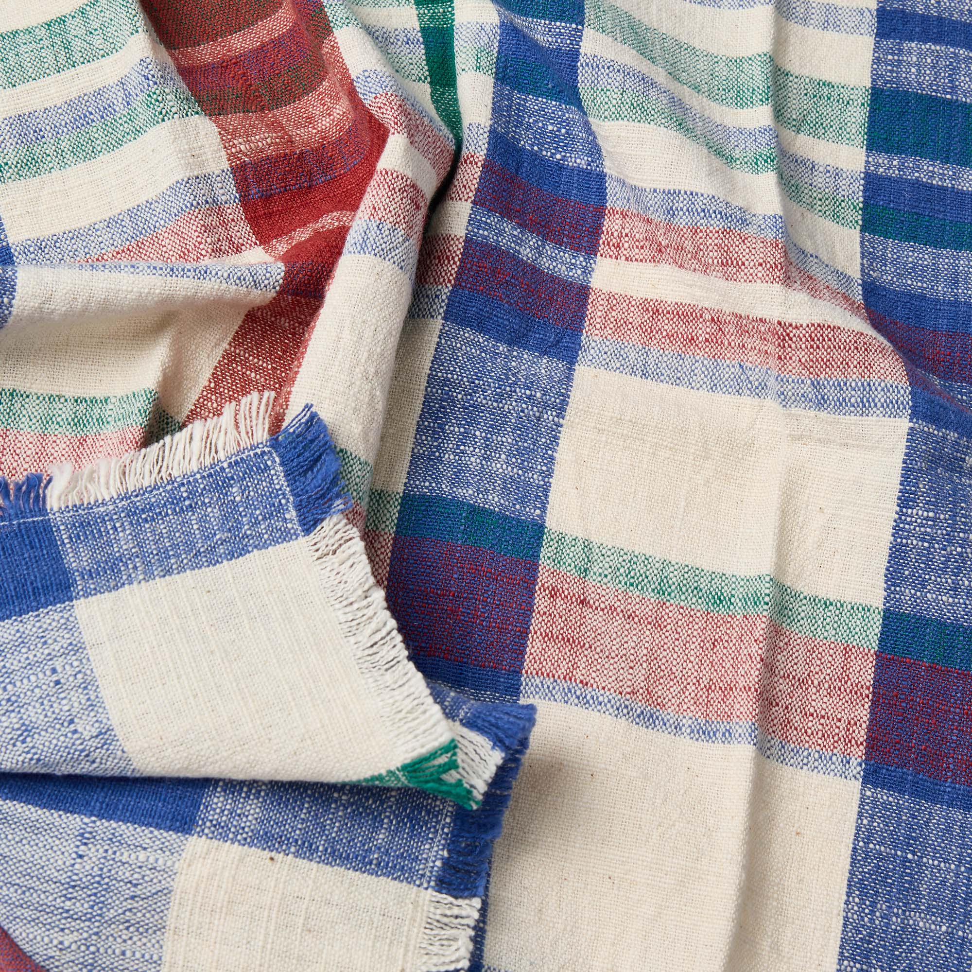 Marabar Napkins Blue & Cinnabar 50 x 50cm (Set of 2) - Image 4