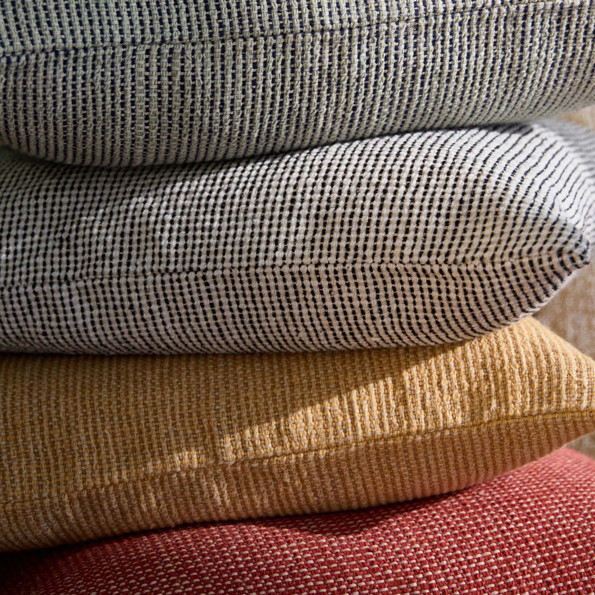 Marlon Cushion Cover Crimson 40 x 60cm - Image 4