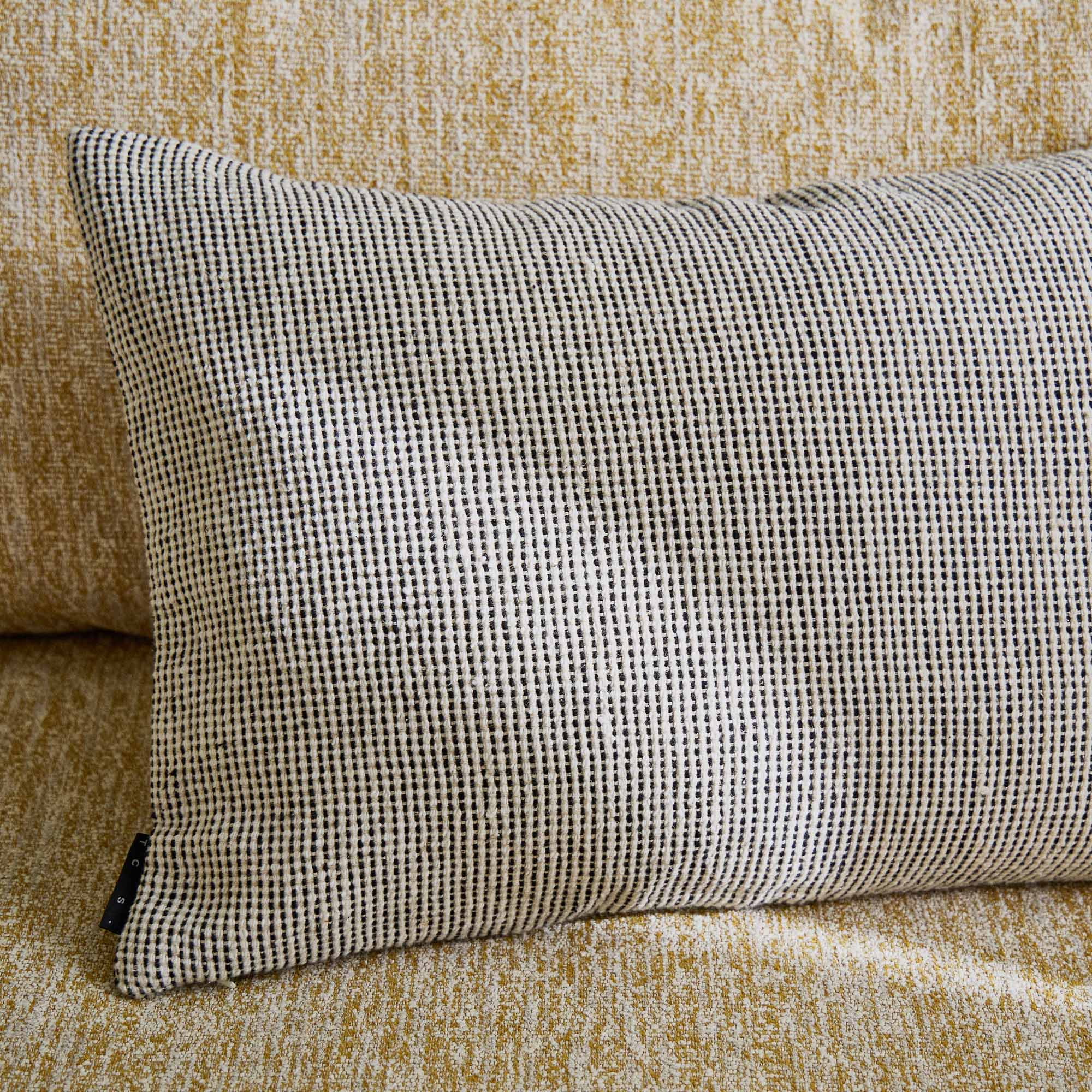 Marlon Cushion Cover Natural 40 x 60cm - Image 3
