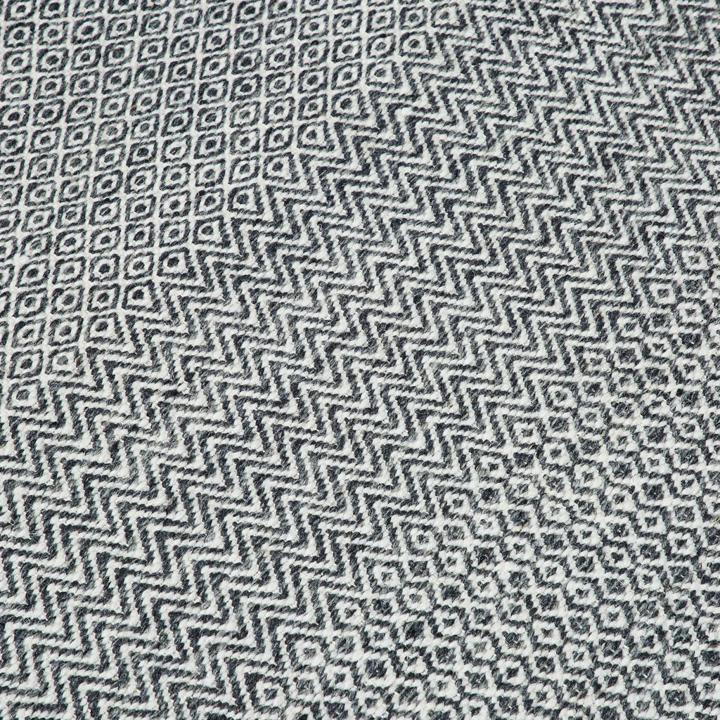 Mini Diamond Kilim Rug Charcoal & Pollen 200 x 300cm - Image 4