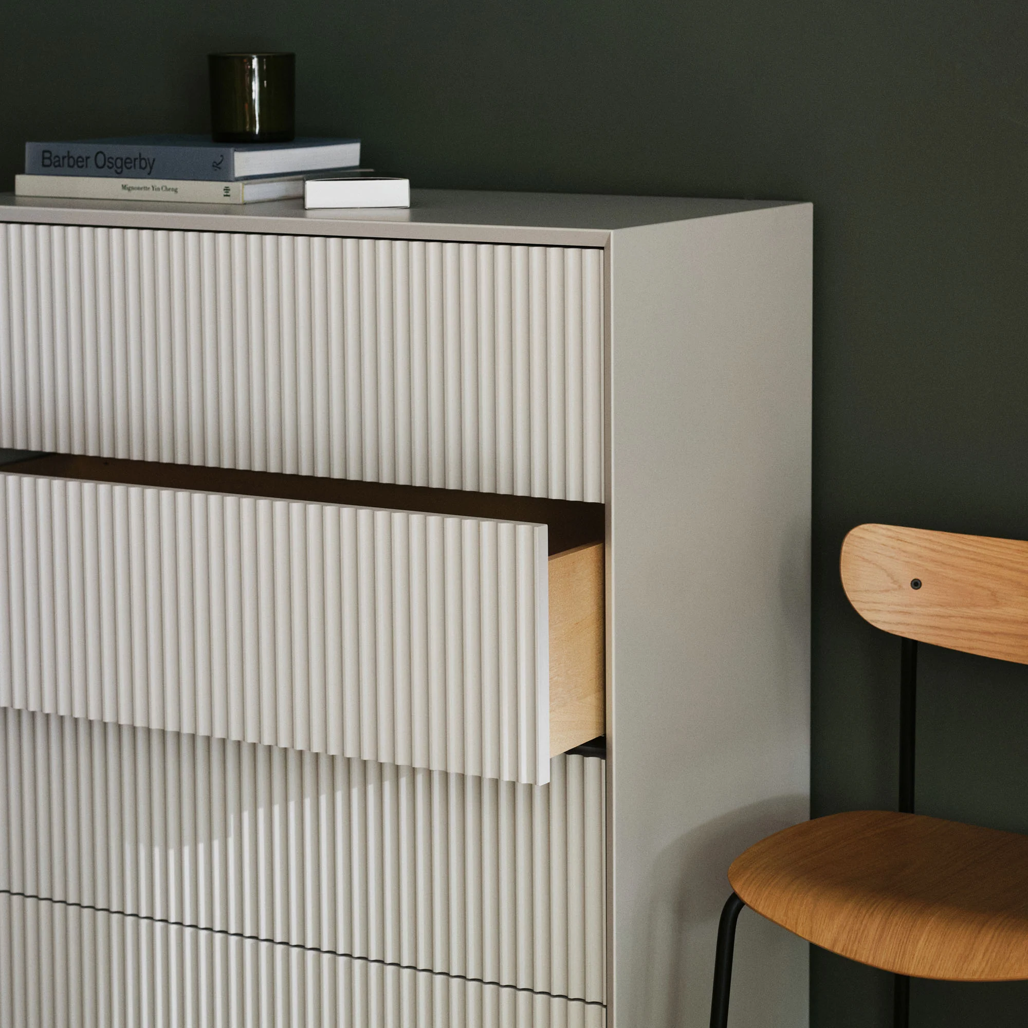 Pillar 4 Drawer Chest Stone - Image 3